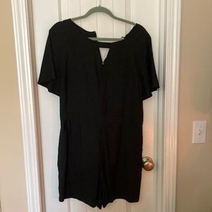Black short sleeve romper